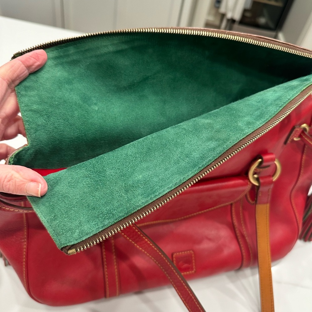 Dooney Bourke red leather shoulder bag - Picture 4 of 10